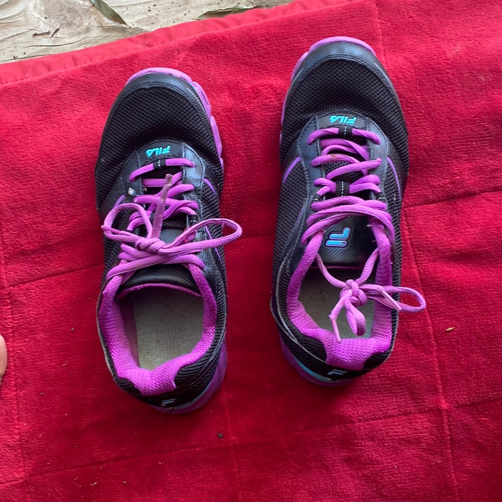 Fila purple athletic sneakers